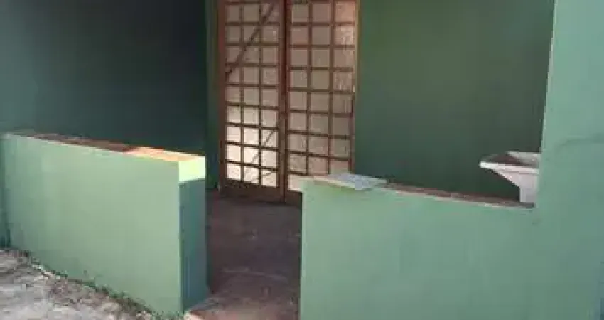 Casa com 2 quartos à venda no Centro, Boituva 