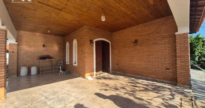 Casa com 3 quartos à venda em Águia da Castelo, Boituva 