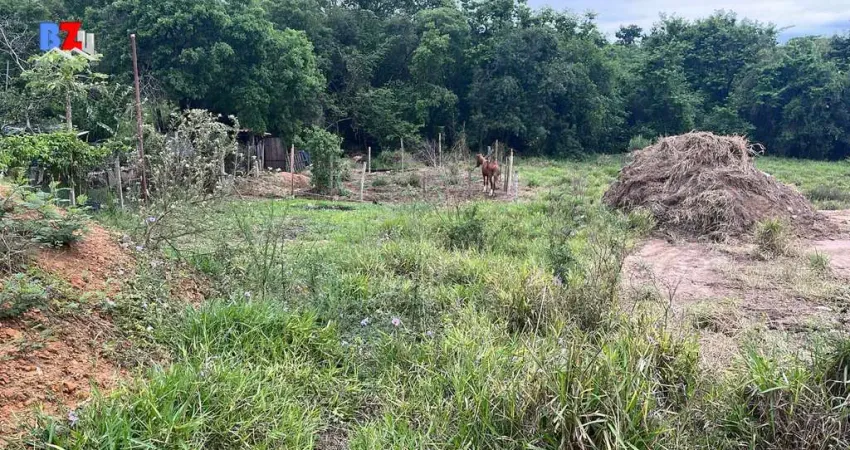 Terreno à venda no Portal de Iperó, Iperó