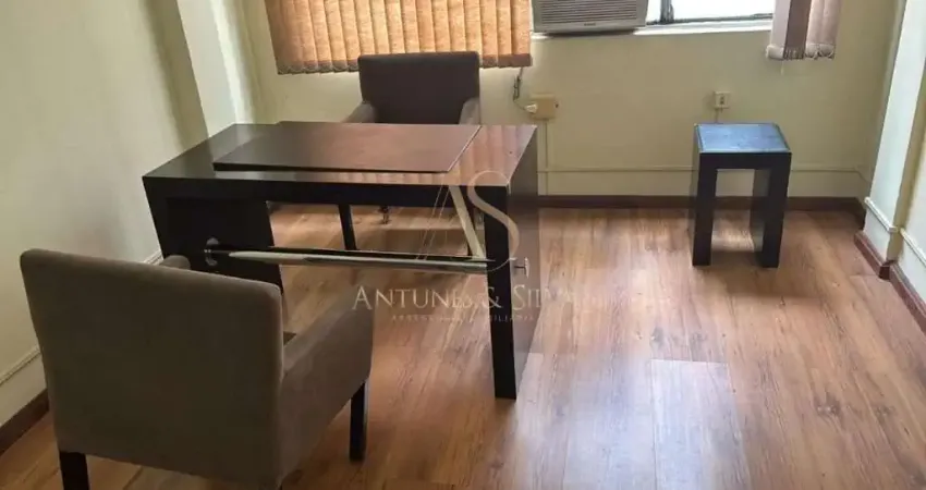 Sala comercial à venda na Rua Vigário José Inácio, 565, Centro, Porto Alegre