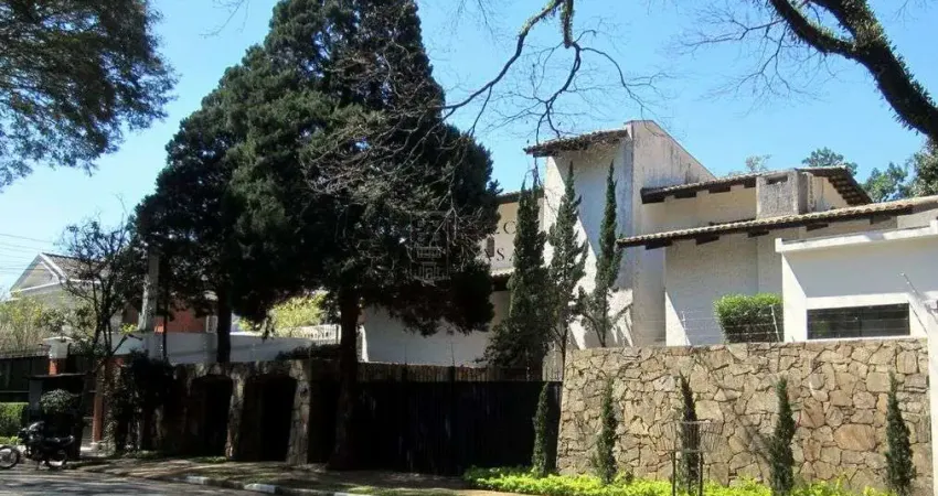 Casa para alugar no Jardim Guedala - com piscina e 3 suítes