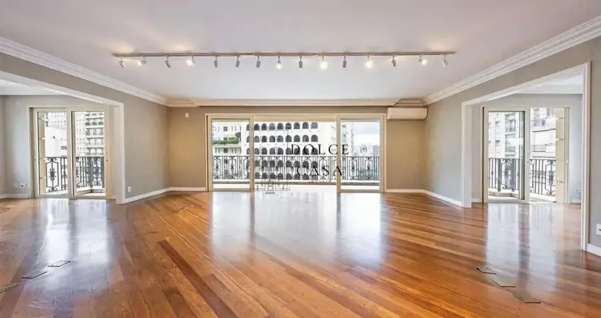 Apartamento no Jardim Europa - 3 suites e varanda panorâmica