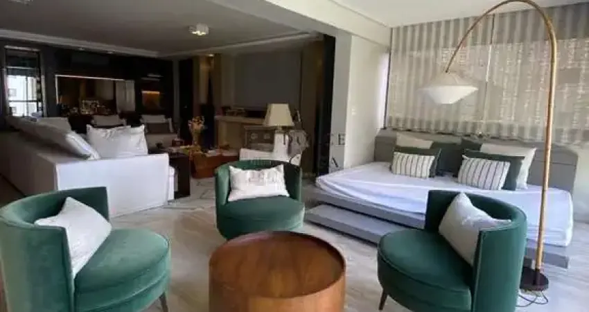 Apartamento Real Parque - Reformado e ambientes integrados