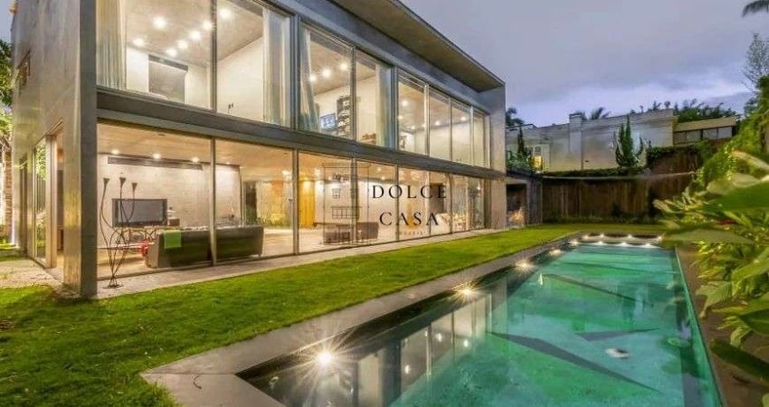 Casa no Jardim Europa - moderna com piscina, guarita, 4 suites e linda vista