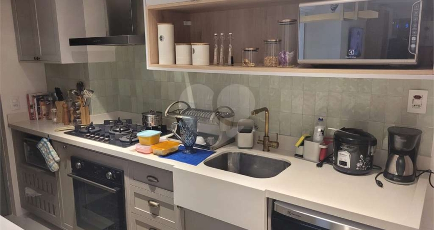 Apartamento com 3 quartos à venda em Indianópolis - SP