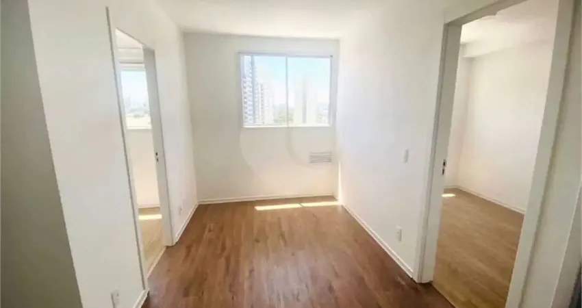 Apartamento com 2 quartos à venda ou para locação em Cambuci - SP
