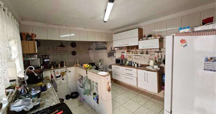 Sobrado com 2 quartos à venda em Vila Cleonice - SP