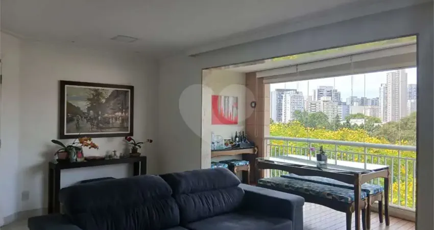 Apartamento com 3 quartos à venda na Rua Tuiuti, Tatuapé, São Paulo