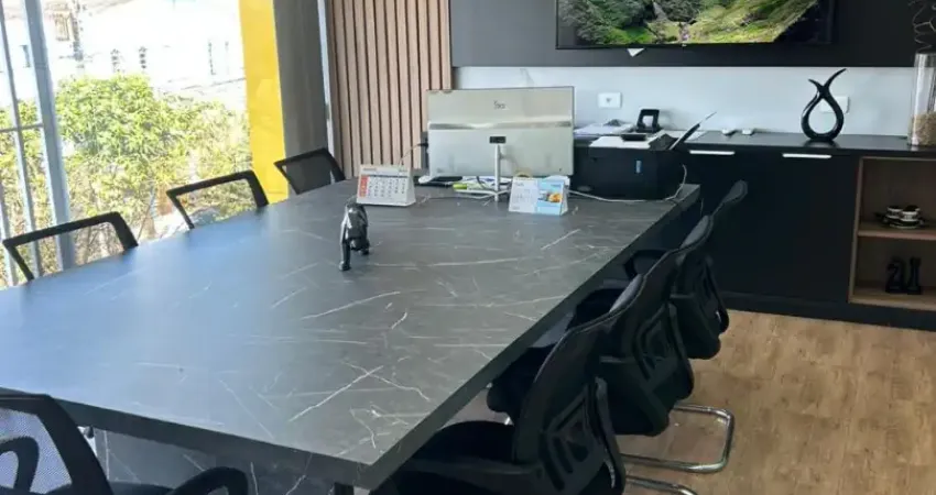 Prédio comercial com 400m², 12 salas, 8 banheiros e 2 vagas - sbc/sp