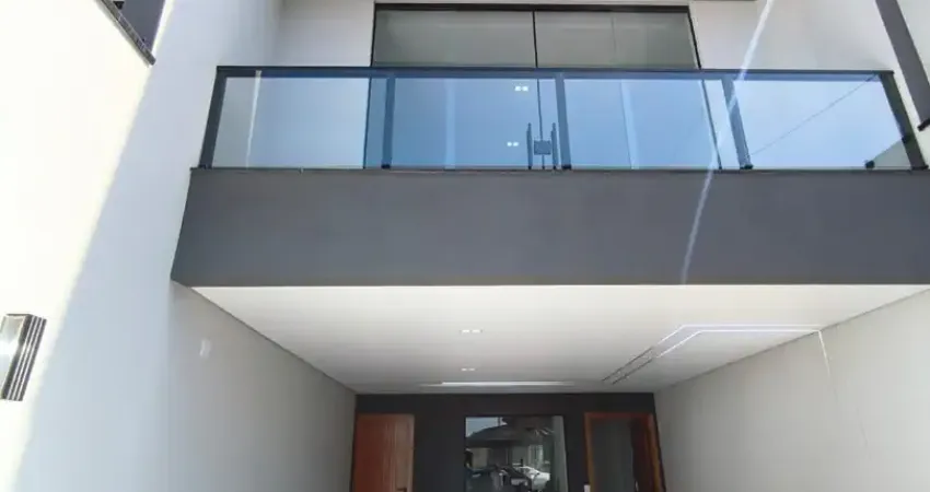 Sobrado novo com 200m², 3 suítes, 4 vagas e área gourmet - assunção/sbc