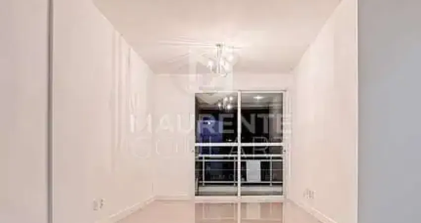 Apartamento com 3 dormitórios no Estreito, Florianópolis