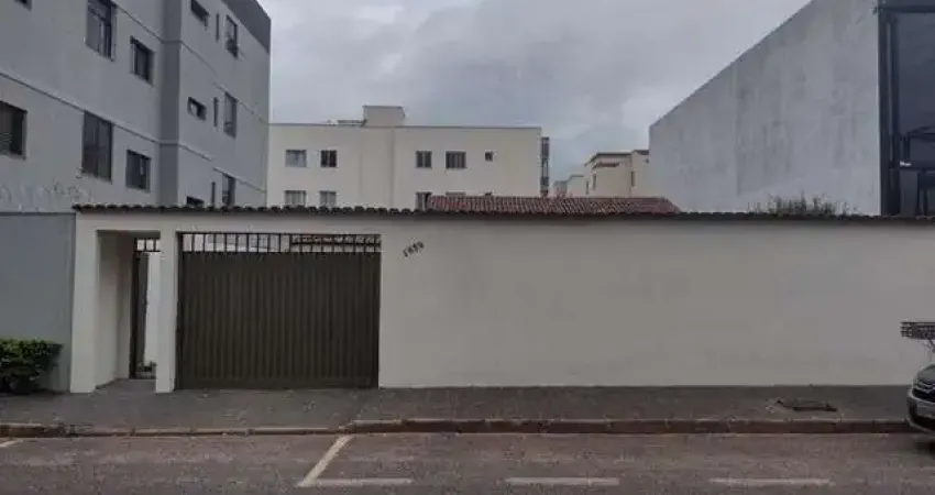 Casa com 2 quartos à venda no Santa Mônica, Uberlândia 