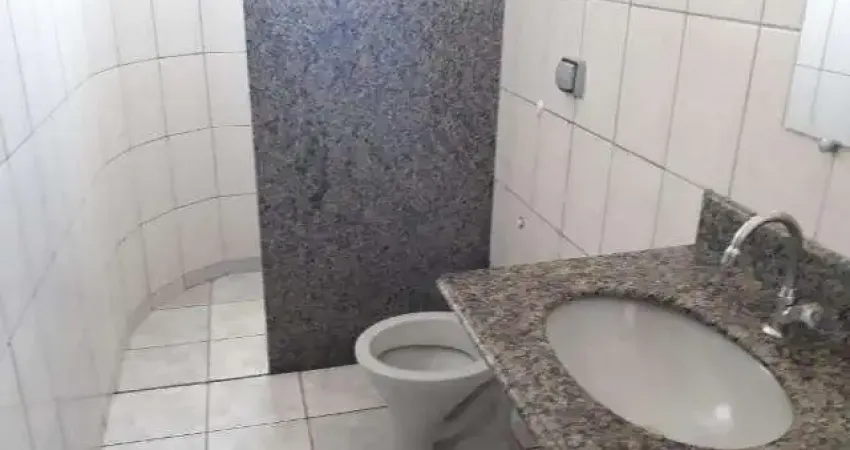 Casa com 2 quartos para alugar no Santa Mônica, Uberlândia