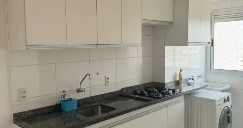 Apartamento de 3 quartos sendo 1 Suíte e armários planejados