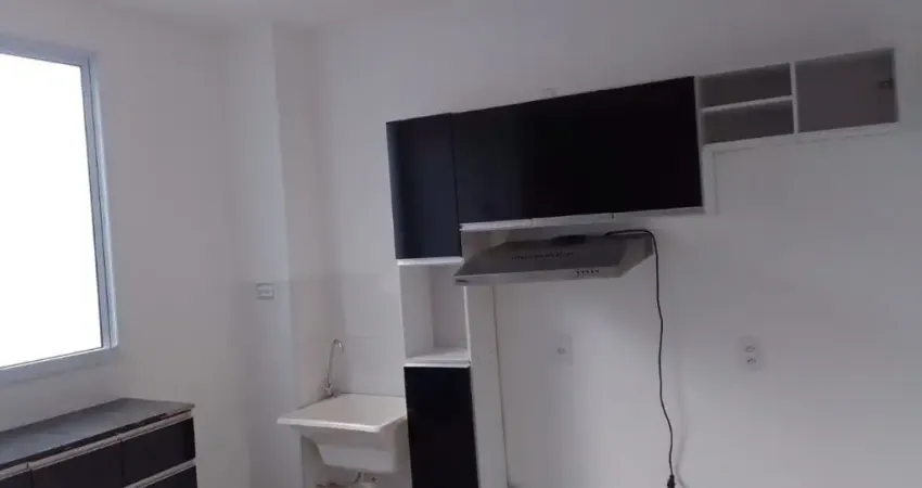 Apartamento de 2 quartos para alugar com armários planejados