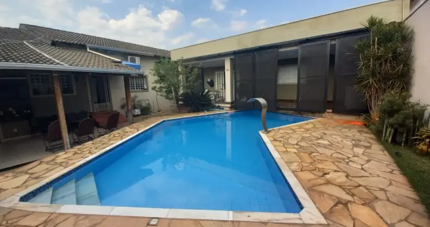 Apartamento para alugar com 4 quartos e suíte e armários planejados