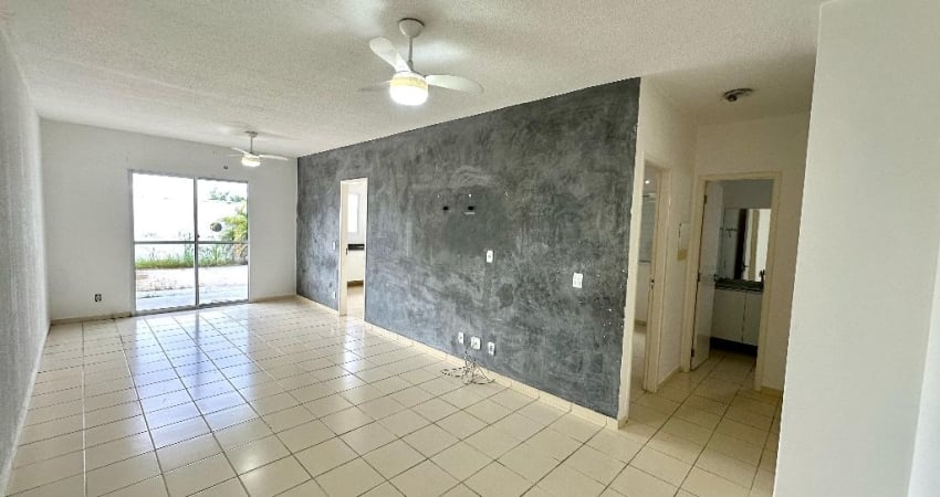 Casa térrea em condomínio com 3 quartos suíte e armários planejados