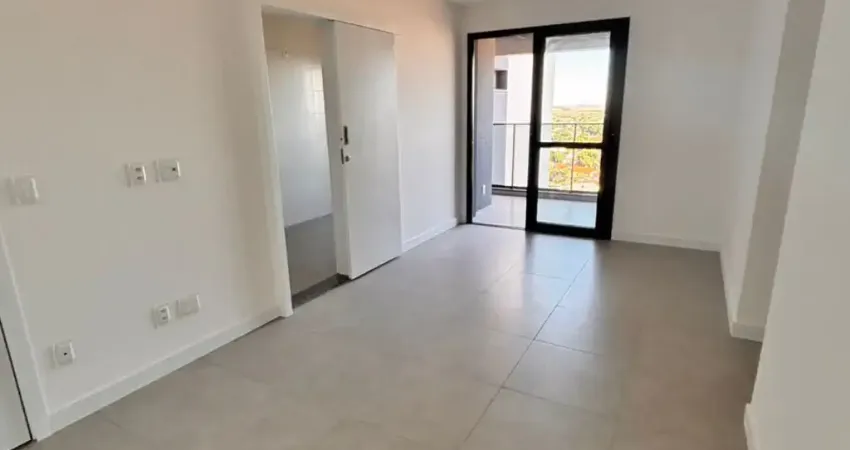 Apartamento com 3 quartos sendo 1 suíte e sacada com churrasqueira