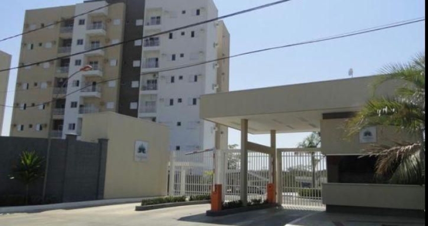 Apartamento de 2 quartos e armários planejados