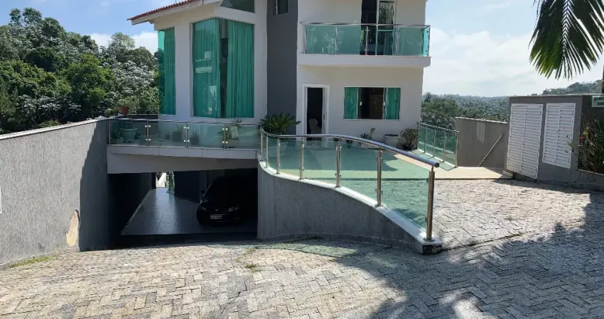 Casa à venda no Condomínio Ecopark – Mogi das Cruzes/SP Ampla, elegante e com vista panorâmica em condomínio fechado!