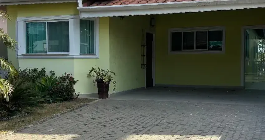 Casa em condomínio fechado com 3 quartos para alugar na Avenida das Américas, 100, Aruã Brisas I, Mogi das Cruzes