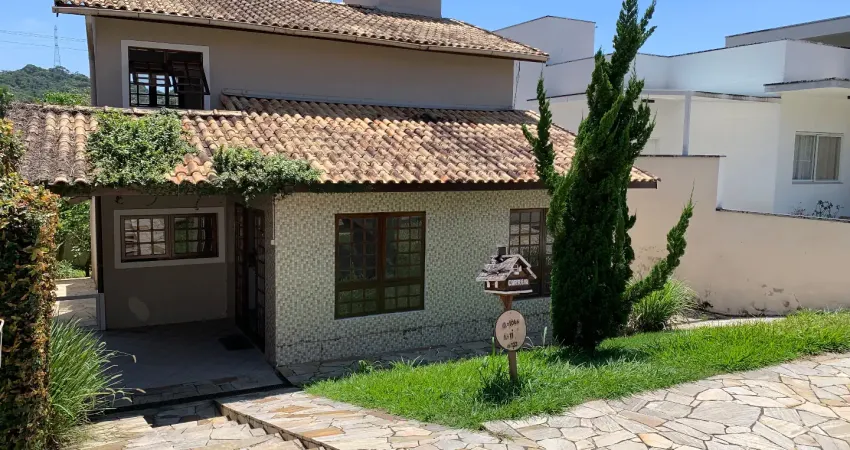 Casa para locação no condomínio aruã – próximo à portaria principal