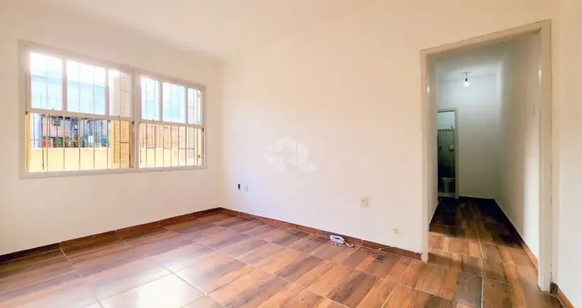 APARTAMENTO TÉRREO COM TERRAÇO E DOIS  DORMITÓRIO PRÓXIMO AO HOSPITAL DE CLÍNICAS