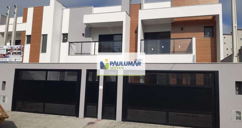 Sobrado com 3 dorms, Jardim Aguapeu, Mongaguá - R$ 855 mil, Cod: 832633