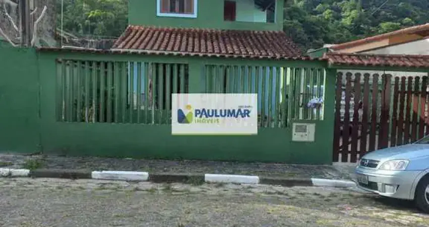 Sobrado de Vila com 3 dorms, Centro, Mongaguá - R$ 420 mil, Cod: 832955