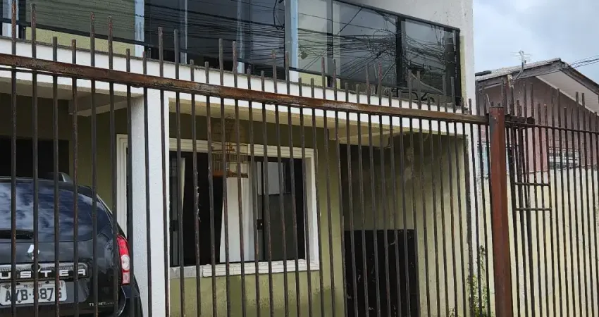 Casa com 3 quartos à venda na Rua Mário Gasparin, Sítio Cercado, Curitiba