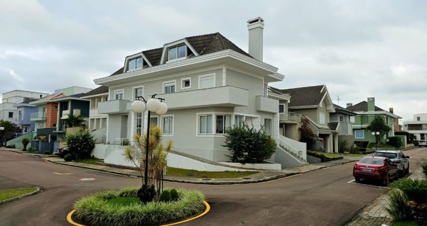 Casa de Alto Padrão - Condomínio - Portão-Curitiba/PR