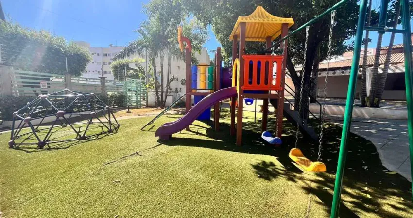 Vende-se Sobrado em Condomínio Residencial São Conrado