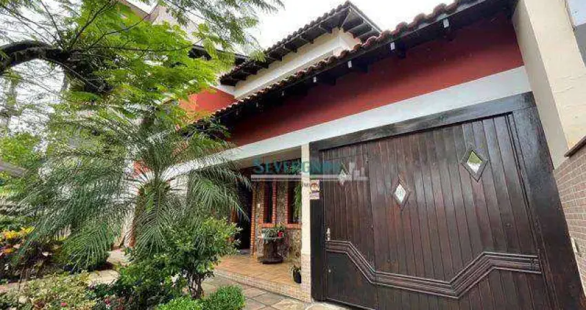 Sobrado com 4 dormitórios à venda, 360 m² por R$ 970.000,00 - Vila Imbui - Cachoeirinha/RS
