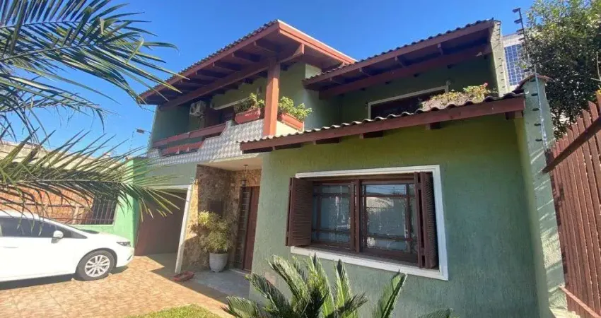 Sobrado com 4 dormitórios à venda, 360 m² por R$ 757.000,00 - Vila Jardim América - Cachoeirinha/RS
