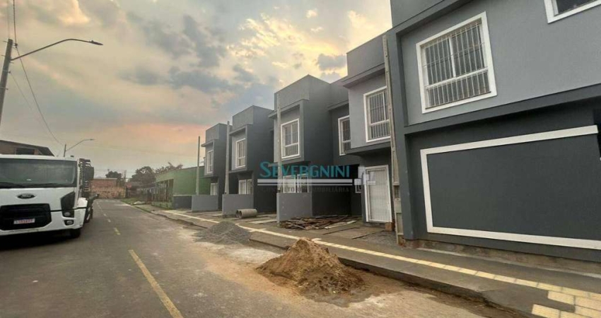 Sobrado com 2 dormitórios à venda, 73 m² por R$ 299.000,00 - Vila Silveira Martins - Cachoeirinha/RS