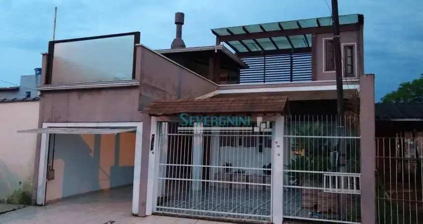 Sobrado com 3 dormitórios à venda, 112 m² por R$ 429.000,00 - Parque da Matriz - Cachoeirinha/RS