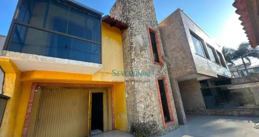 Sobrado com 3 dormitórios à venda, 576 m² por R$ 850.000,00 - Centro - Gravataí/RS