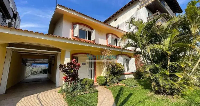 Sobrado com 4 dormitórios à venda, 188 m² por R$ 890.000,00 - Centro - Cachoeirinha/RS