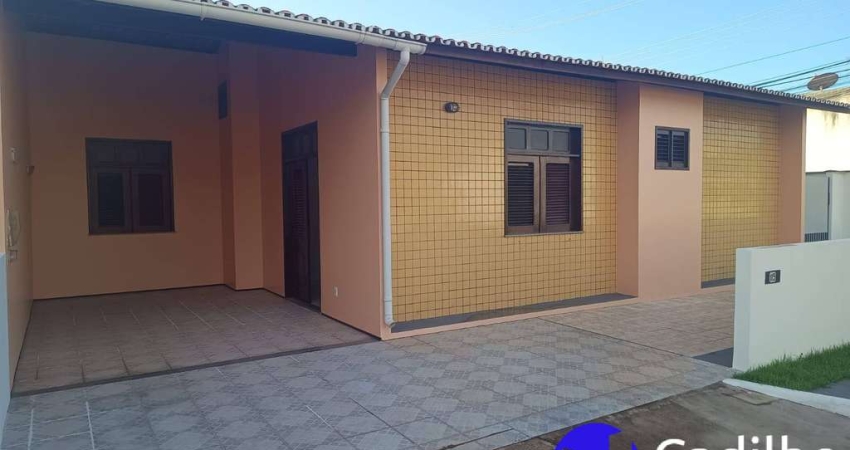 CASA VENDER 04 QUARTOS - CONDOMÍNIO FECHADO