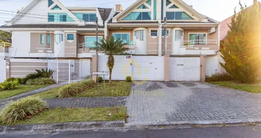 Sobrado Triplex à Venda no Bacacheri – 3 Quartos, Suíte com Hidro, Espaço Gourmet e 2 Vagas.