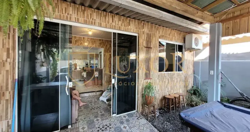 Casa localizada no Gravata de Penha SC, 3 dormitórios perto do Beto Carrero