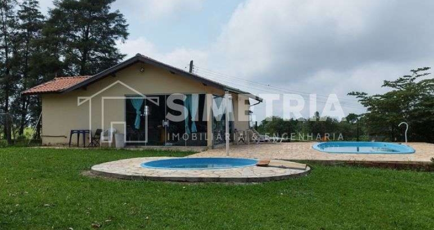 Sítio – Bairro Alto da Serra – São Pedro/SP.AC – 270 m². AT– 4,5 alq. Paulista.