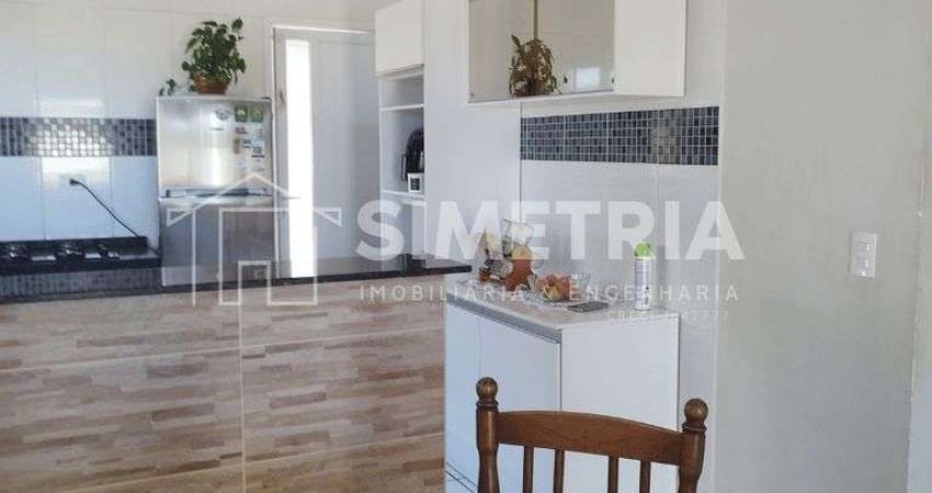 VENDA – Cód. CRV1352502 – Linda casa com 2 dormitórios no Santa Mônica!