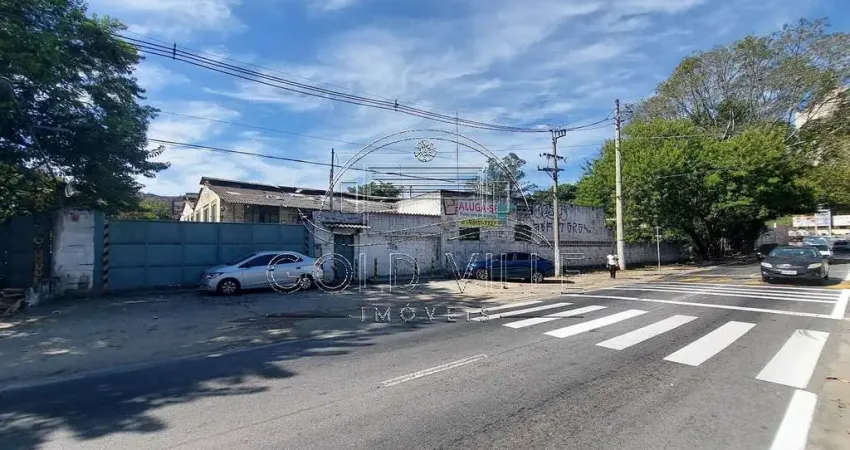 GA5490 - Alugo este galpão em Barueri com 6.788 metros de terreno, 2.937 metros de área construída, 2.000 metros de área fabril, 937 metros de apoio