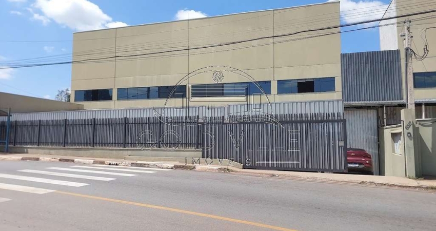 GA5489 - Vendo este galpão em Cotia com 2.000 metros de terreno, 1.310 metros de área construída no habite-se (possui mais cobertura na parte frontal)
