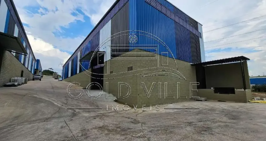 GA4459 - Alugo este galpão em Santana de Parnaíba com 1.000 mts de terreno, 750 mts de área construída, 750 mts de área fabril 10 mts pé direito