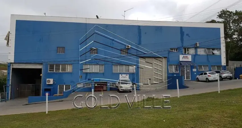 GA1581 - alugo este galpão em Santana de Parnaíba com 2.000 metros de terreno, 1.642 metros de área construída, 1.180 metros de área fabril