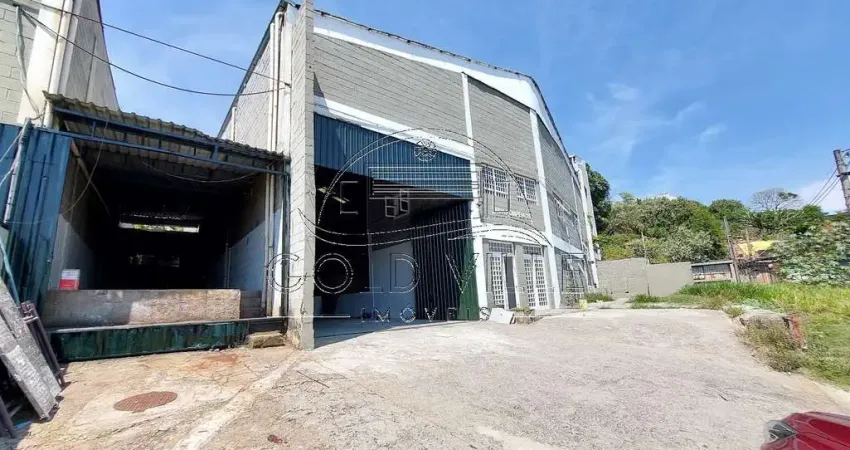 GA0916 - Alugo ou vendo este galpão em Barueri com 1.300 metros de terreno, 860 metros de galpão, 620 metros fabril, 180 metros de escritório e apoio