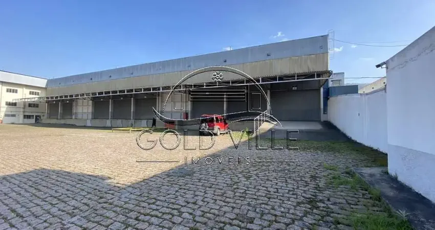 GA0893 - alugo este galpão em Barueri com 6.000 metros de terreno, 4.940 metros de área de galpão, 3.765 metros de área fabril, 1.175 metros de área d
