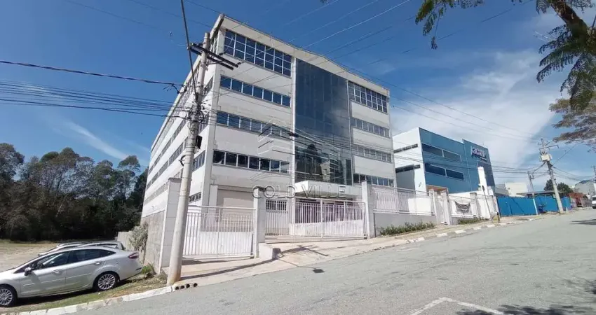 GA0461 - Alugo este prédio em Santana de Parnaíba no Tamboré com 2.020 metros de terreno, 5.315 metros de área construída, 2.658 metros de área fabril